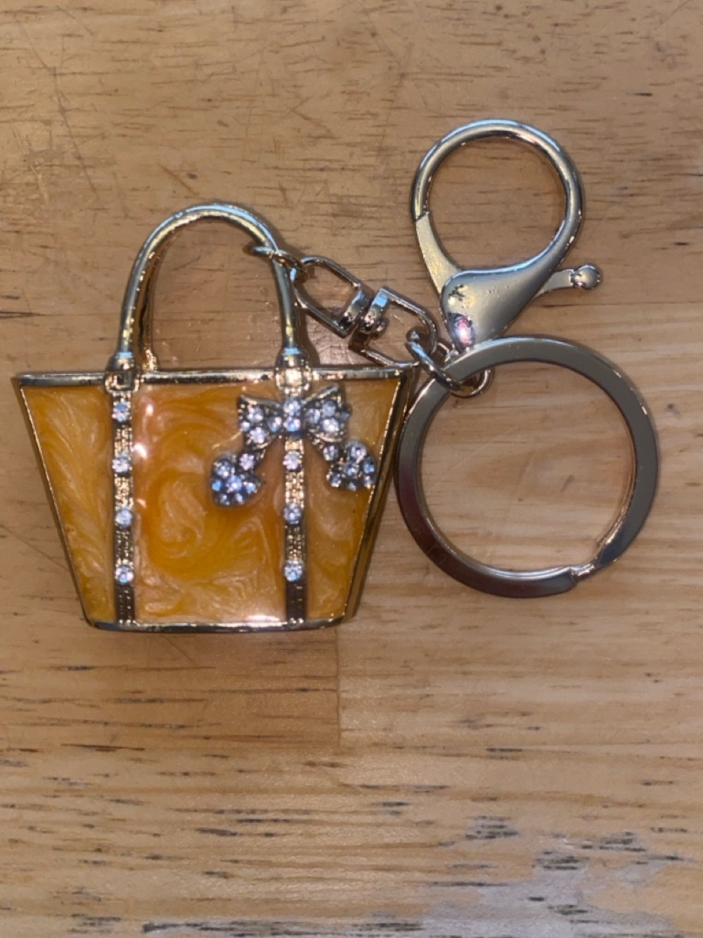 Gold-Tone & orange Rhinestone purse bag charm Keychain with bow. NWOT